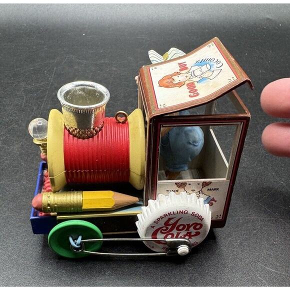 Vintage 1988 Enesco Treasury of Christmas Ornament Merry Christmas Engine -S1M - Picture 7 of 11